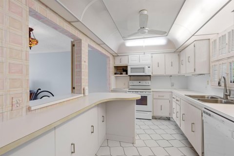 Copropriété à louer à Boynton Beach, Floride: 2 chambres, 125.23 m2 № 2385495 - photo 9
