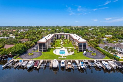 Condo à Boynton Beach, Floride, 2 chambres  № 2385495