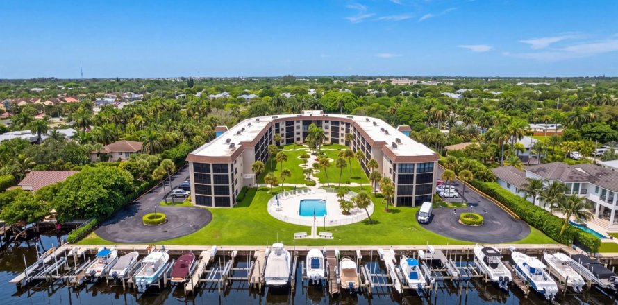 Condo à Boynton Beach, Floride, 2 chambres  № 2385495
