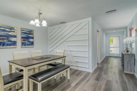 Condominio en alquiler en Sarasota, Florida, 3 dormitorios, 134.15 m2 № 1560797 - foto 6