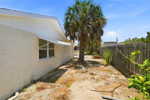 Villa ou maison à vendre à New Port Richey, Floride: 3 chambres, 122.07 m2 № 2148148 - photo 28
