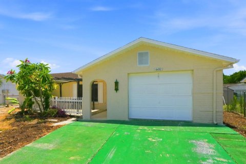 Villa ou maison à vendre à New Port Richey, Floride: 3 chambres, 122.07 m2 № 2148148 - photo 3