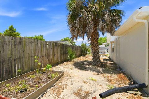 Villa ou maison à vendre à New Port Richey, Floride: 3 chambres, 122.07 m2 № 2148148 - photo 27