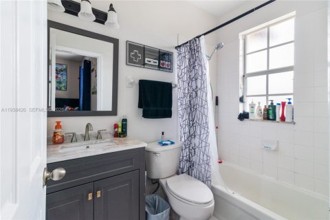 Купить таунхаус в Хомстед, Флорида 2 спальни, 99.31м2, № 1998463 - фото 18