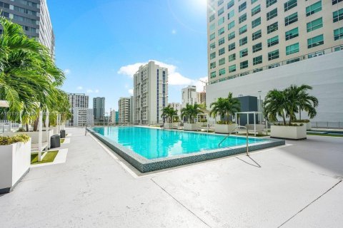 Condominio en venta en Miami, Florida, 1 dormitorio, 73.86 m2 № 1942749 - foto 29