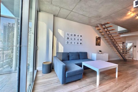 Condominio en venta en Miami, Florida, 1 dormitorio, 73.86 m2 № 1942749 - foto 4