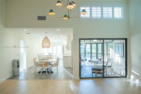 Condo in Jupiter, Florida, 2 bedrooms  № 1952571 - photo 16