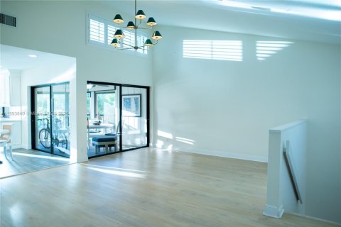 Condo in Jupiter, Florida, 2 bedrooms  № 1952571 - photo 17