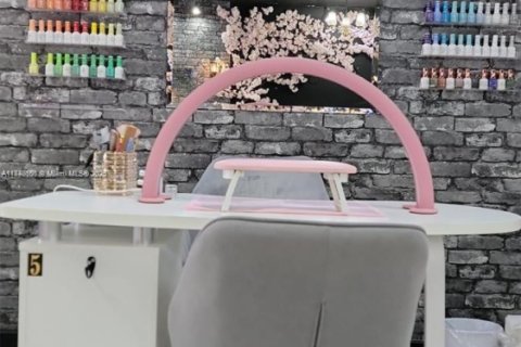 Immobilier commercial à vendre à Margate, Floride № 1982165 - photo 7