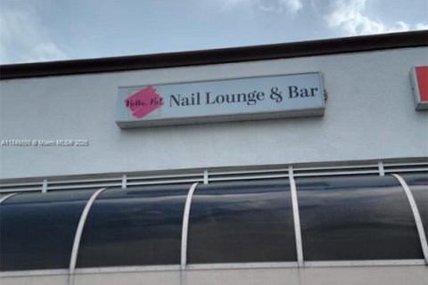 Immobilier commercial à vendre à Margate, Floride № 1982165 - photo 5