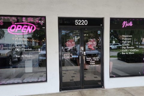 Immobilier commercial à vendre à Margate, Floride № 1982165 - photo 2