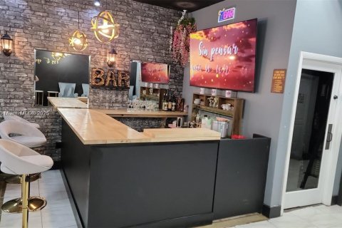 Immobilier commercial à vendre à Margate, Floride № 1982165 - photo 1