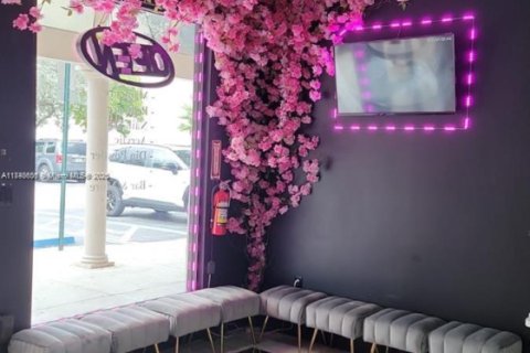 Propiedad comercial en venta en Margate, Florida № 1982165 - foto 14