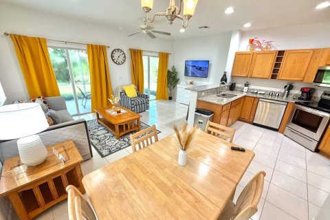 Copropriété à louer à Port St. Lucie, Floride: 1 chambre, 121.89 m2 № 2390077 - photo 5