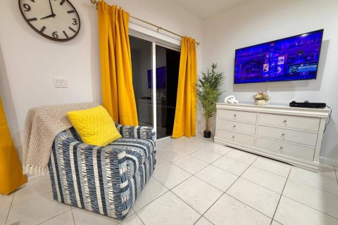 Copropriété à louer à Port St. Lucie, Floride: 1 chambre, 121.89 m2 № 2390077 - photo 11