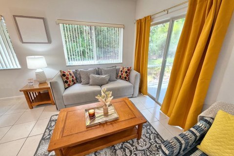 Copropriété à louer à Port St. Lucie, Floride: 1 chambre, 121.89 m2 № 2390077 - photo 8