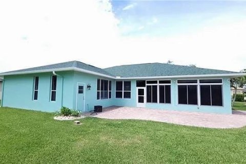 Casa en alquiler en Fort Myers, Florida, 4 dormitorios, 237.46 m2 № 1850096 - foto 21