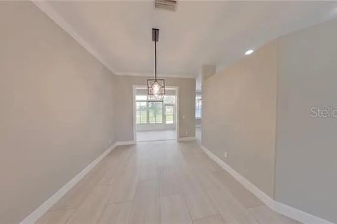 Casa en alquiler en Fort Myers, Florida, 4 dormitorios, 237.46 m2 № 1850096 - foto 5