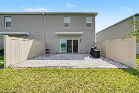Townhouse in Edgewater, Florida 3 bedrooms, 170.94 sq.m. № 2316726 - photo 27