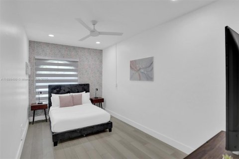 Villa ou maison à vendre à Davie, Floride: 9 chambres, 462.56 m2 № 2064067 - photo 16