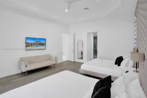 Villa ou maison à vendre à Davie, Floride: 9 chambres, 462.56 m2 № 2064067 - photo 24
