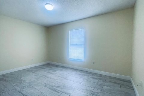 Casa en alquiler en Kissimmee, Florida, 4 dormitorios, 193.98 m2 № 1829608 - foto 17