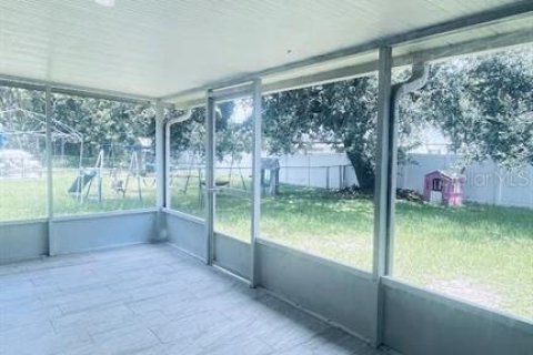 Casa en alquiler en Kissimmee, Florida, 4 dormitorios, 193.98 m2 № 1829608 - foto 22
