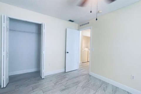 Casa en alquiler en Kissimmee, Florida, 4 dormitorios, 193.98 m2 № 1829608 - foto 18