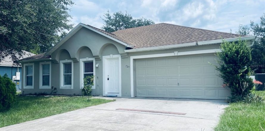 Villa ou maison à Kissimmee, Floride 4 chambres, 193.98 m2 № 1829608