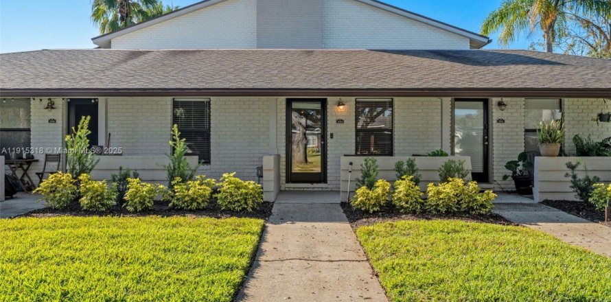 Кондоминиум с 1 спальней в Орландо, Флорида № 1971432