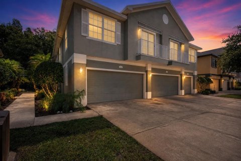 Townhouse in Wesley Chapel, Florida 3 bedrooms, 156.63 sq.m. № 2198270