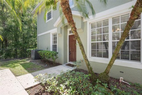 Touwnhouse à vendre à Wesley Chapel, Floride: 3 chambres, 156.63 m2 № 2198270 - photo 4