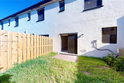 Villa ou maison à louer à Homestead, Floride: 3 chambres, 154.22 m2 № 1813898 - photo 19