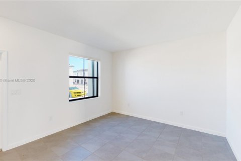 Villa ou maison à louer à Homestead, Floride: 3 chambres, 154.22 m2 № 1813898 - photo 5