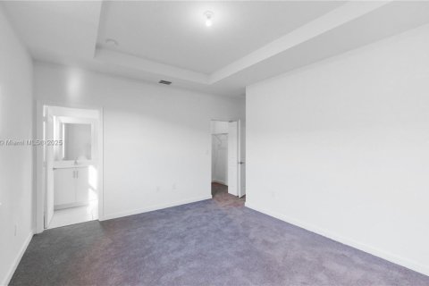 Villa ou maison à louer à Homestead, Floride: 3 chambres, 154.22 m2 № 1813898 - photo 10