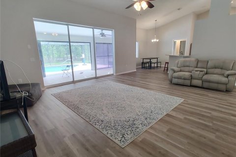 Casa en venta en Beverly Hills, Florida, 4 dormitorios, 198.63 m2 № 2322963 - foto 4