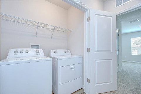 Townhouse in Largo, Florida 3 bedrooms, 155.43 sq.m. № 1917959 - photo 16