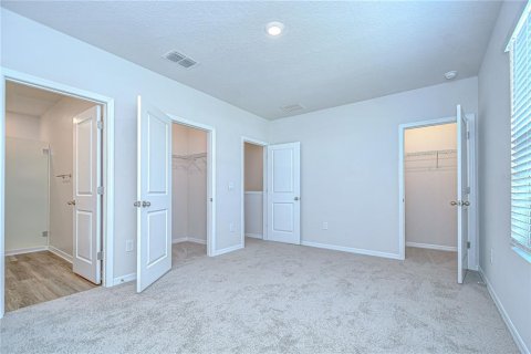 Townhouse in Largo, Florida 3 bedrooms, 155.43 sq.m. № 1917959 - photo 14