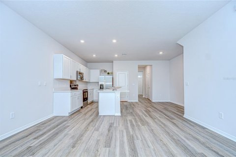 Townhouse in Largo, Florida 3 bedrooms, 155.43 sq.m. № 1917959 - photo 6