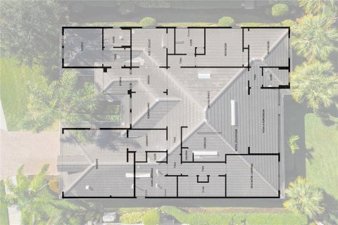 House in Bradenton, Florida 4 bedrooms, 272.58 sq.m. № 1566287 - photo 10