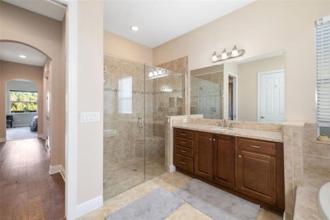House in Bradenton, Florida 4 bedrooms, 272.58 sq.m. № 1566287 - photo 21