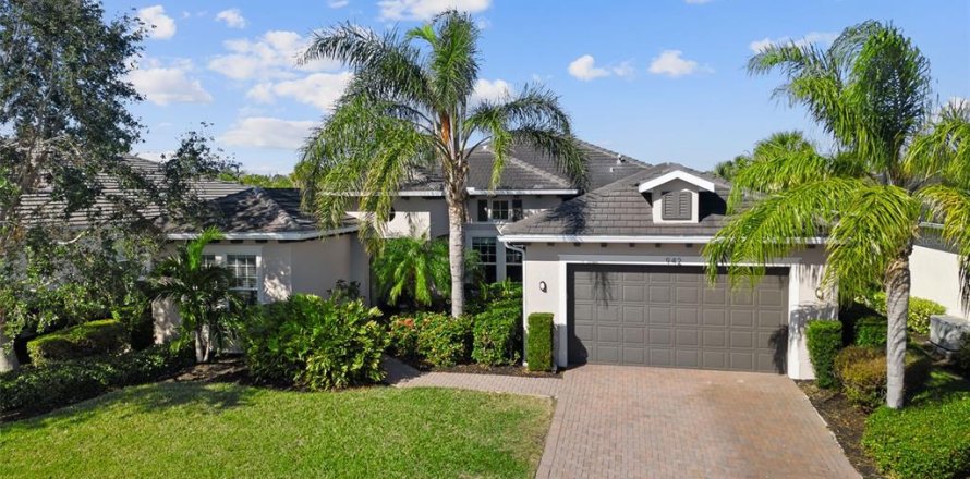 House in Bradenton, Florida 4 bedrooms, 272.58 sq.m. № 1566287