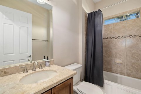 House in Bradenton, Florida 4 bedrooms, 272.58 sq.m. № 1566287 - photo 29