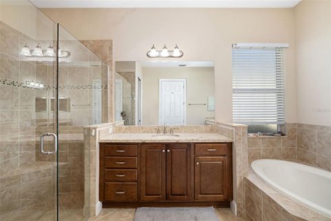 House in Bradenton, Florida 4 bedrooms, 272.58 sq.m. № 1566287 - photo 20