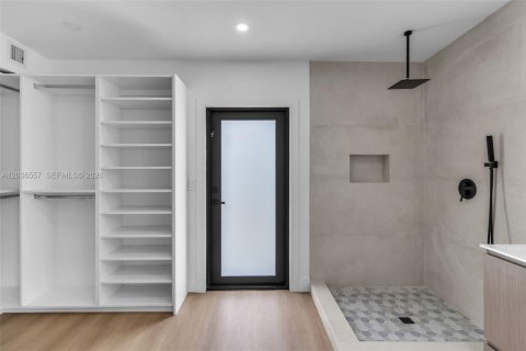 Villa ou maison à vendre à Miami, Floride: 3 chambres, 152.08 m2 № 2084463 - photo 17