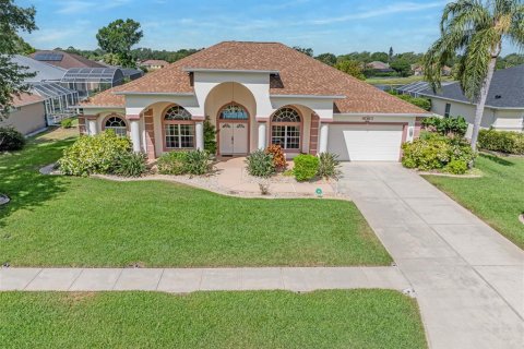 House in Port Orange, Florida 4 bedrooms, 261.98 sq.m. № 1796596 - photo 2