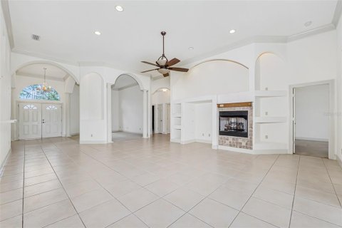 House in Port Orange, Florida 4 bedrooms, 261.98 sq.m. № 1796596 - photo 13