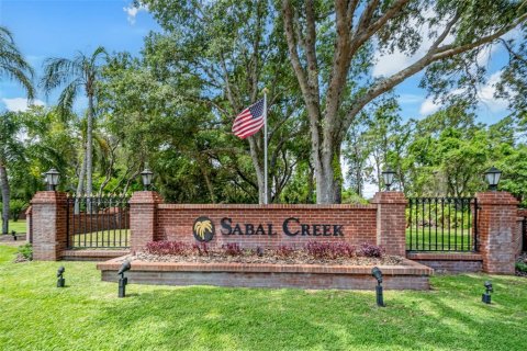 House in Port Orange, Florida 4 bedrooms, 261.98 sq.m. № 1796596 - photo 3