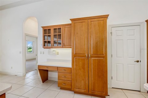 House in Port Orange, Florida 4 bedrooms, 261.98 sq.m. № 1796596 - photo 20