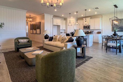 House in St. Lucie, Florida 4 bedrooms, 179.95 sq.m. № 2088099 - photo 4